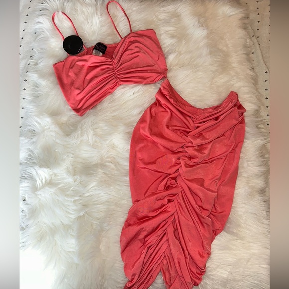 Hot Miami Styles Ruched Coral Skirt set - Picture 2 of 8